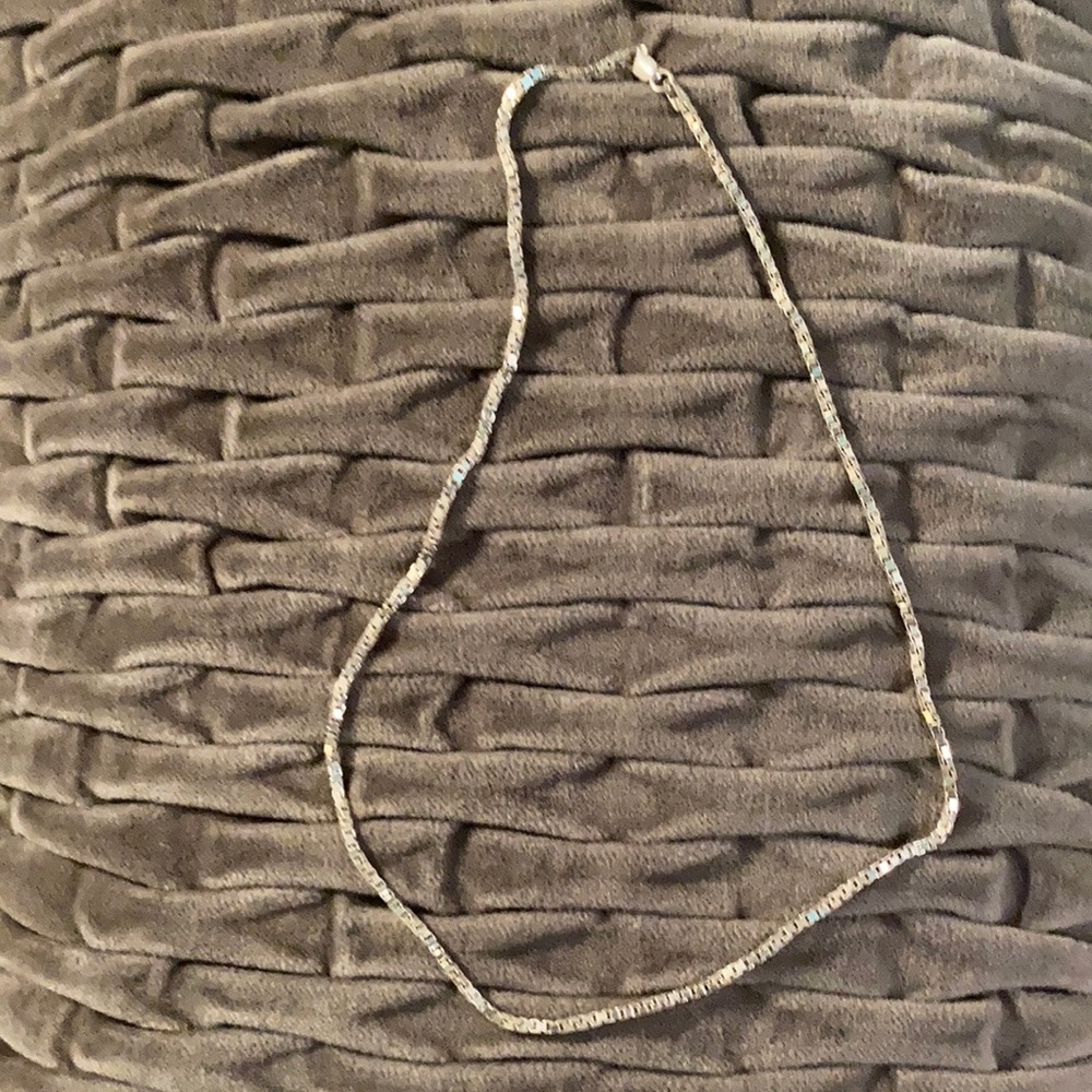 Sterling Silver Box Link 18 in Chain Necklace